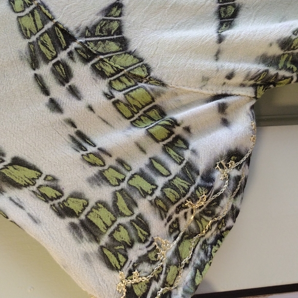 Women's 100% Viscose green tye dye blouse size S - Picture 5 of 6